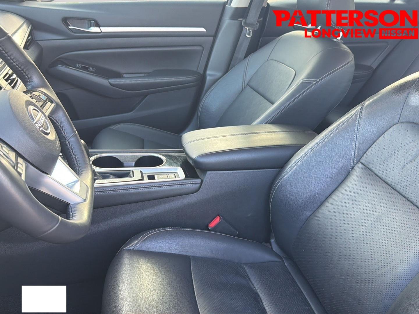 Used 2025 Gun Metallic Nissan SL image 18