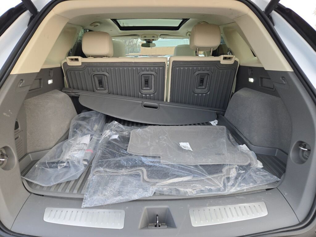 2025 Cadillac XT5 Premium Luxury - Photo 16