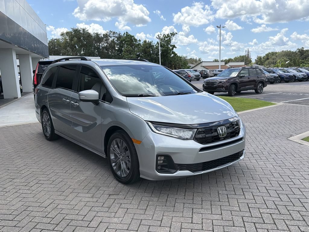 2025 Honda Odyssey Touring - Photo 7