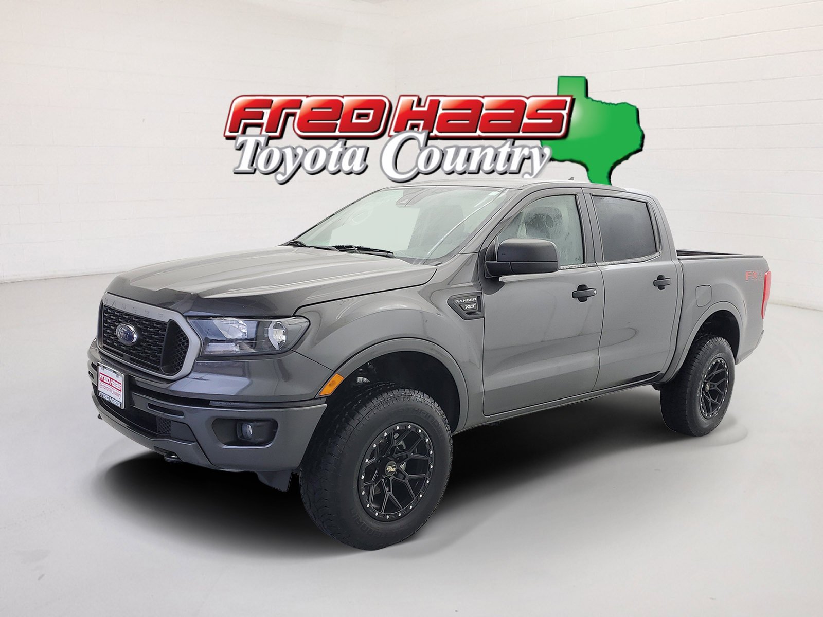 Used 2020 Magnetic Metallic Ford XLT image 1
