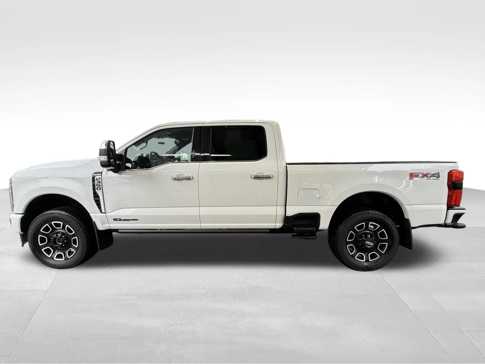 Used 2024 White Ford Platinum image 9