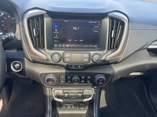 Used 2023 Summit White GMC AT4 image 22