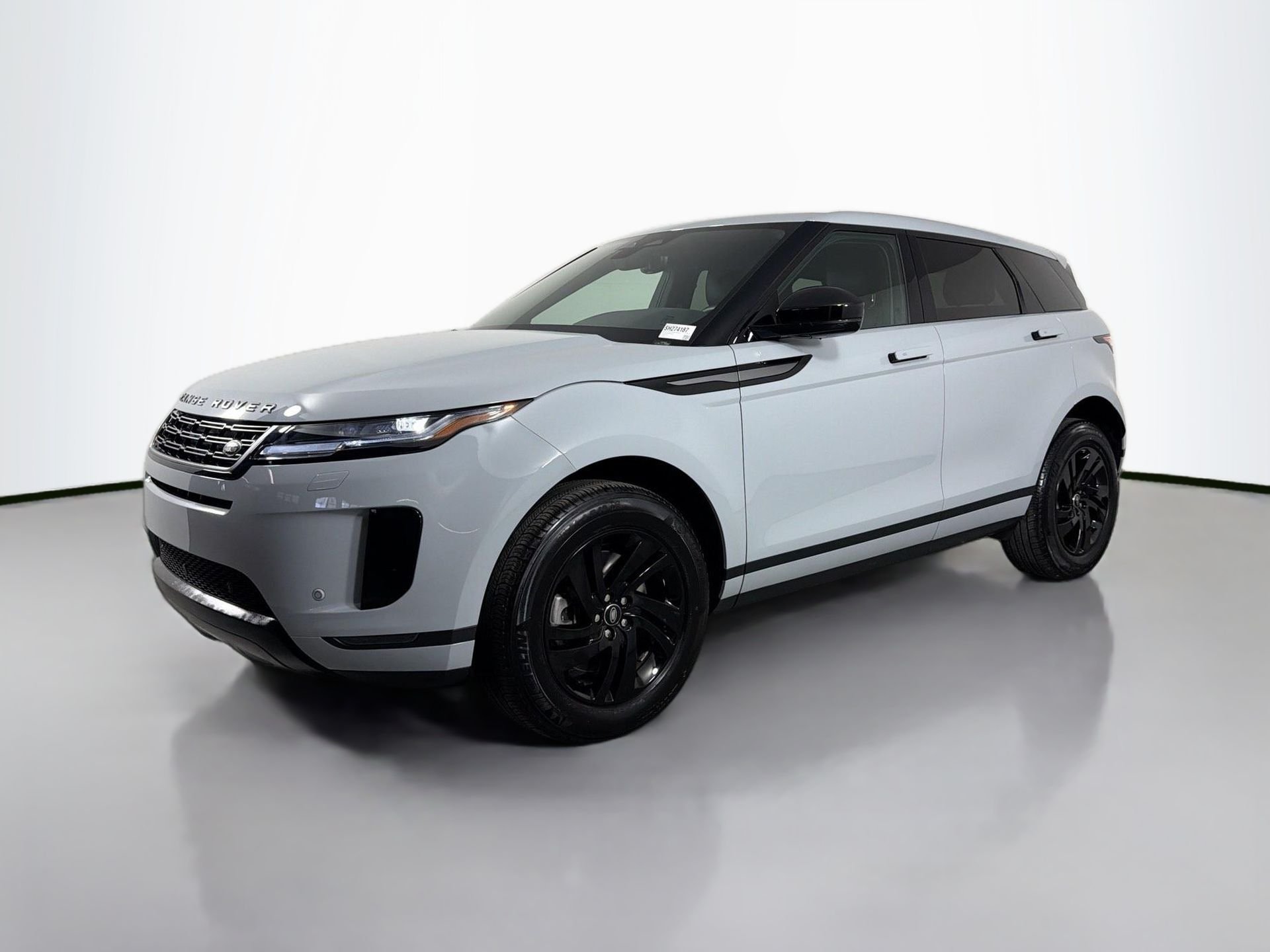 2025 Land Rover Range Rover Evoque S's photo