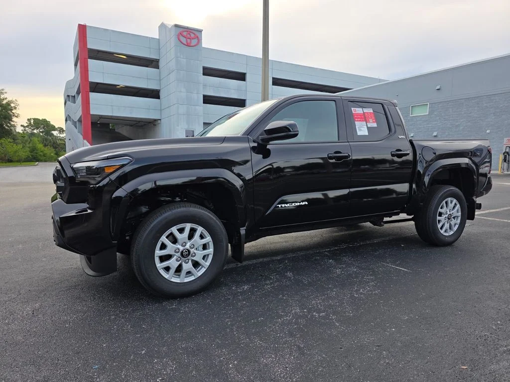 New 2026 Black Toyota  SR5 image 3