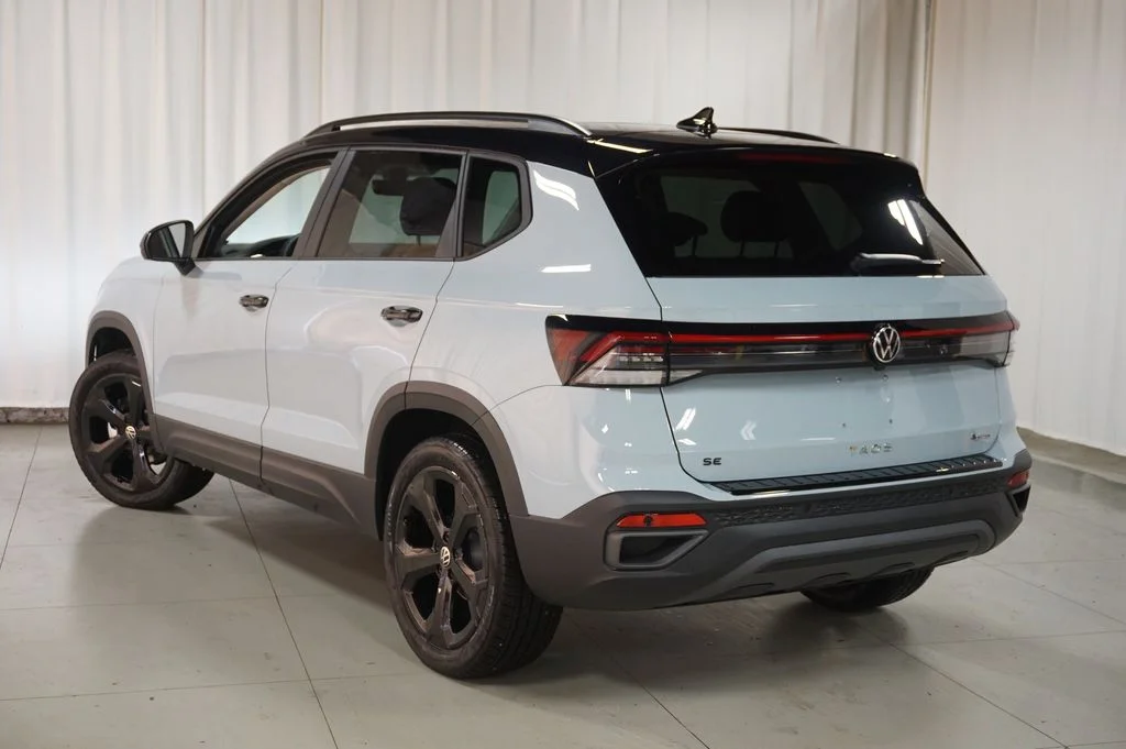 New 2026 Gray Volkswagen 1.5T SE Black image 7