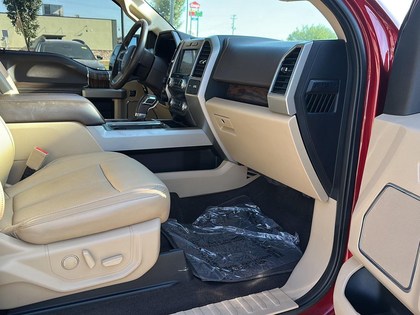 Used 2019 Ruby Red Metallic Tinted Clearcoat Ford LARIAT image 35