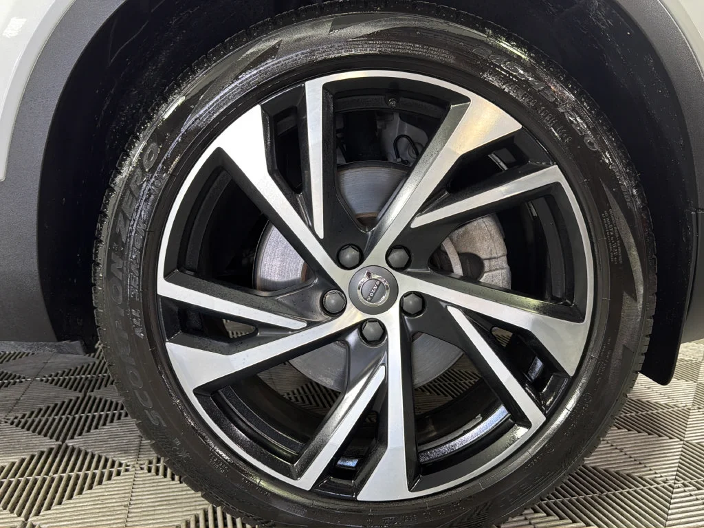2021 Volvo XC40 R-Design - Photo 36