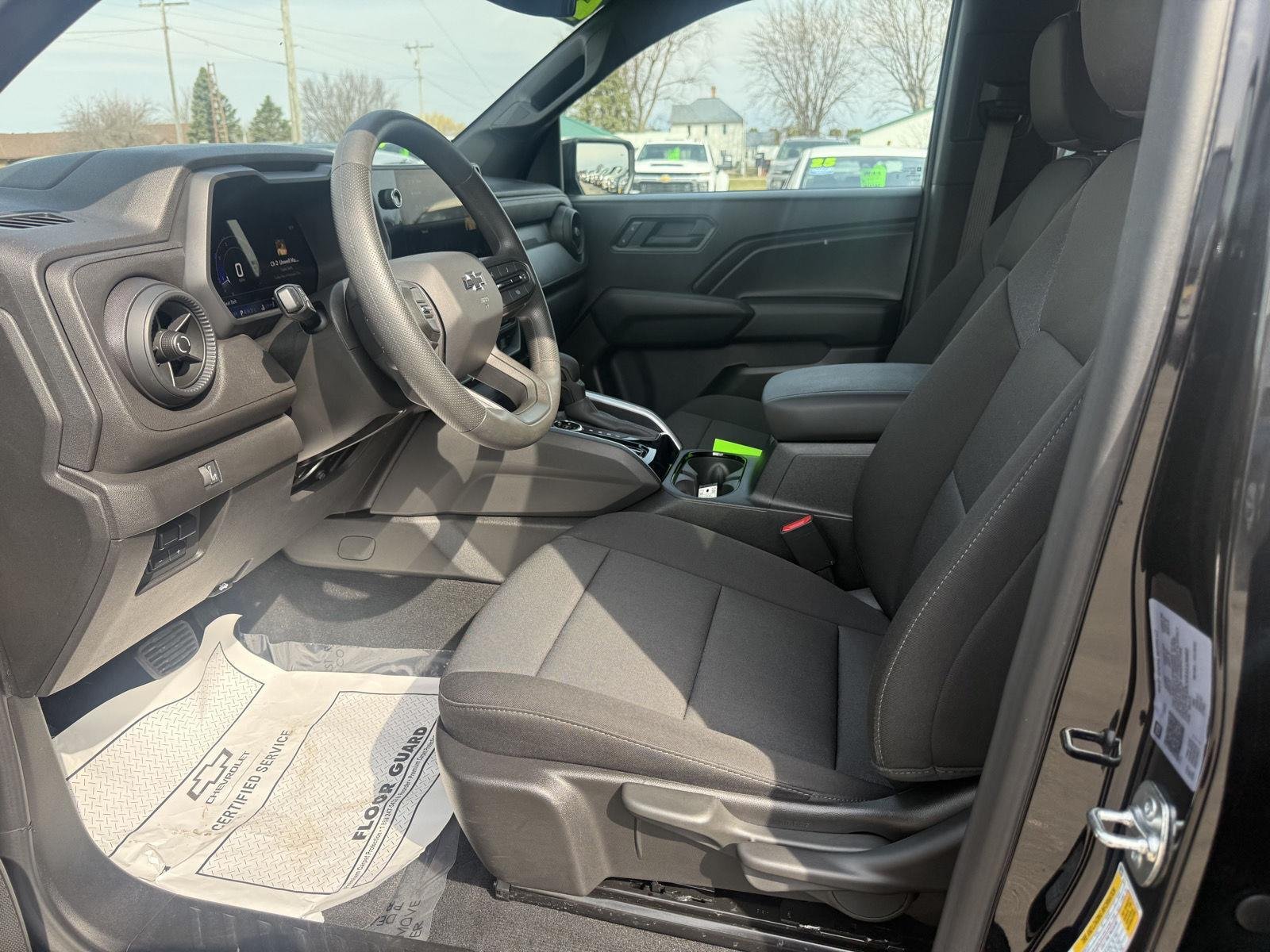 Used 2025 Black Chevrolet Trail Boss image 10