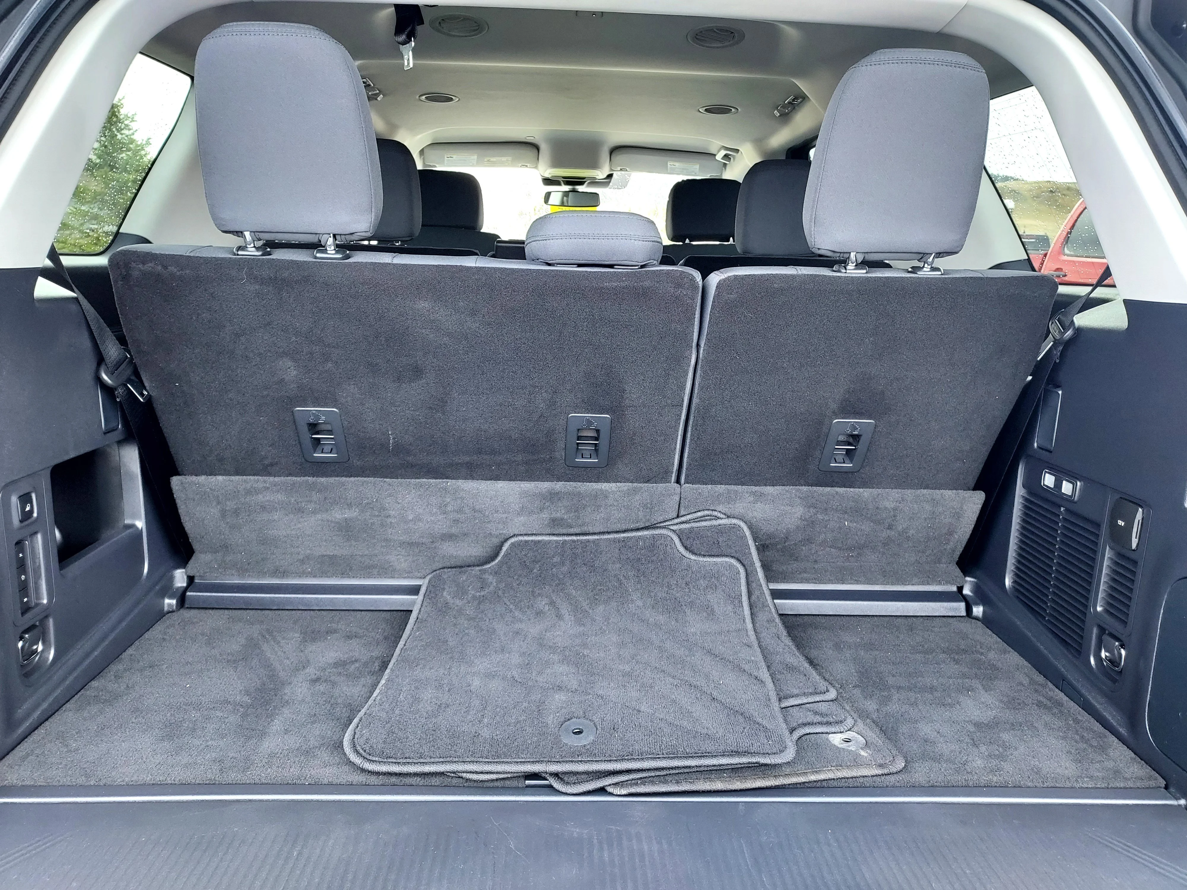 Used 2025 White Ford Active image 9