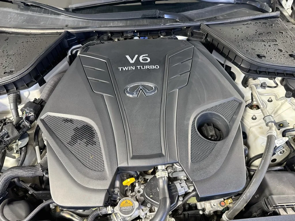 Certified Used 2023 White INFINITI Red Sport 400 image 42