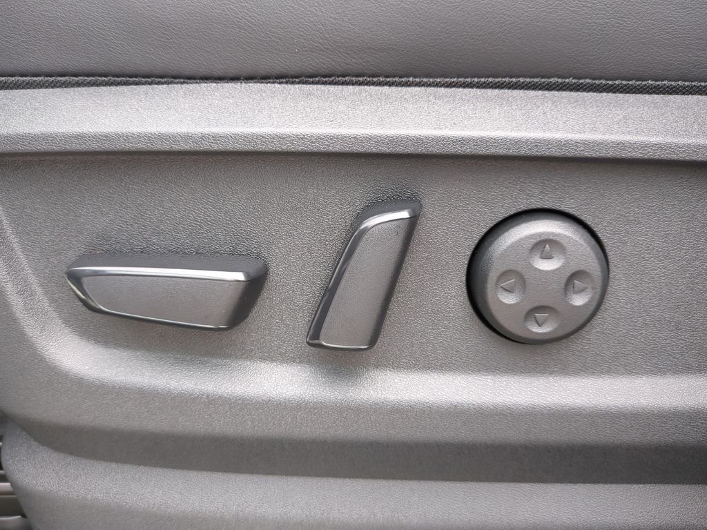 New 2026 Aspen White TriCoat Nissan PRO-4X® image 16