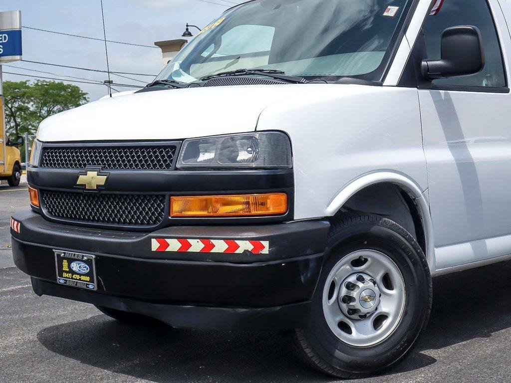 Used 2023 Summit White Chevrolet Work Van image 3