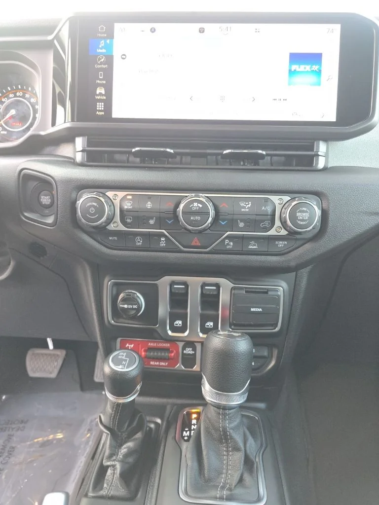 2026 Jeep Wrangler 2-Door Willys - Photo 14