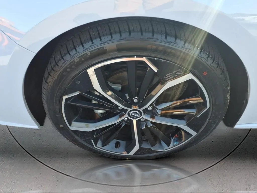 Used 2024 Gray Nissan 2.5 SR image 6