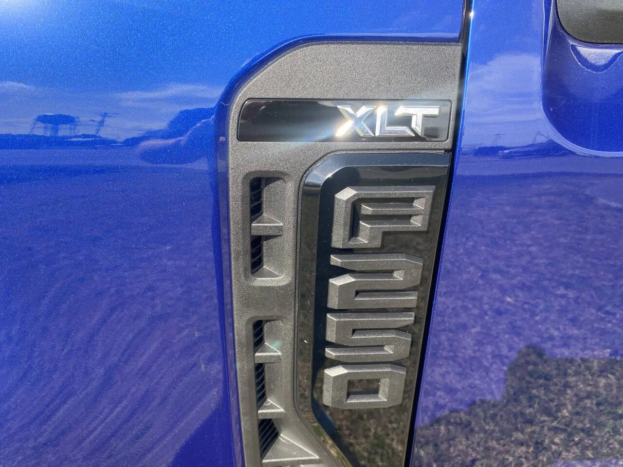 New 2026 Argon Blue Metallic Ford F-250® XLT image 10