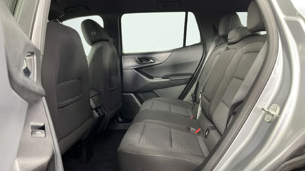 Used 2025 Gray Chevrolet LT image 17