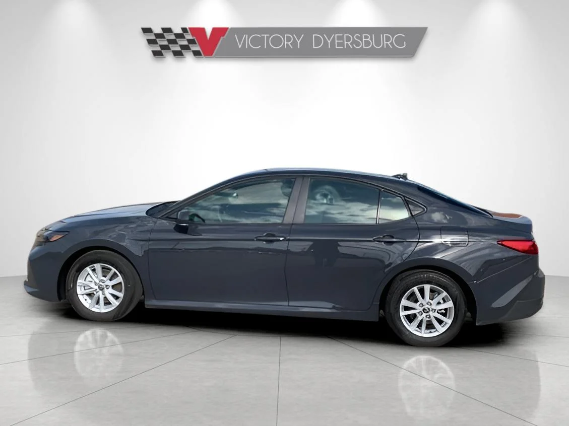 Used 2026  Toyota LE image 5