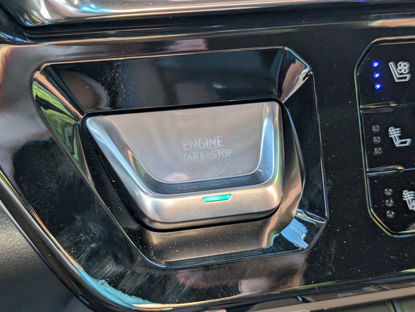 New 2026 Glacier White Tricoat GMC Denali Ultimate image 26