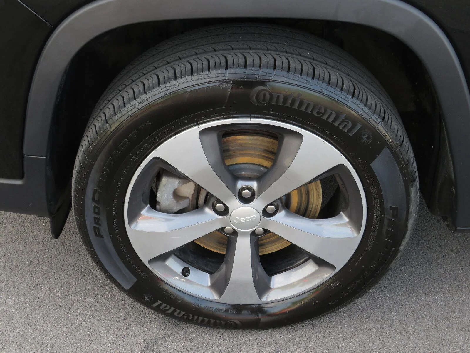 Used 2019 Diamond Black Cry Jeep Limited image 21
