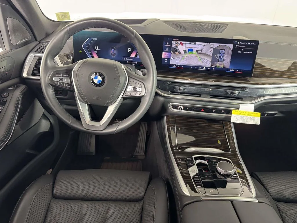 Used 2026 Gray BMW xDrive40i image 5