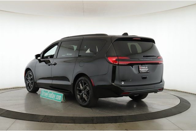 2026 Chrysler Pacifica Select - Photo 8