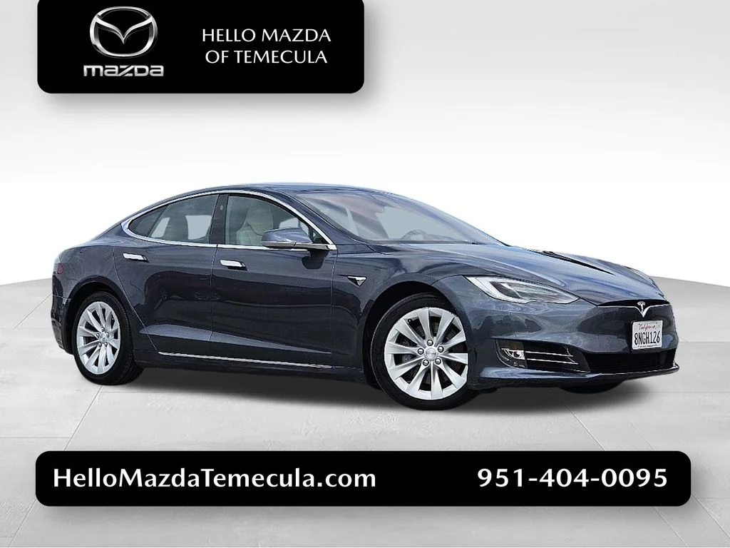 2020 Tesla Model S Long Range's photo