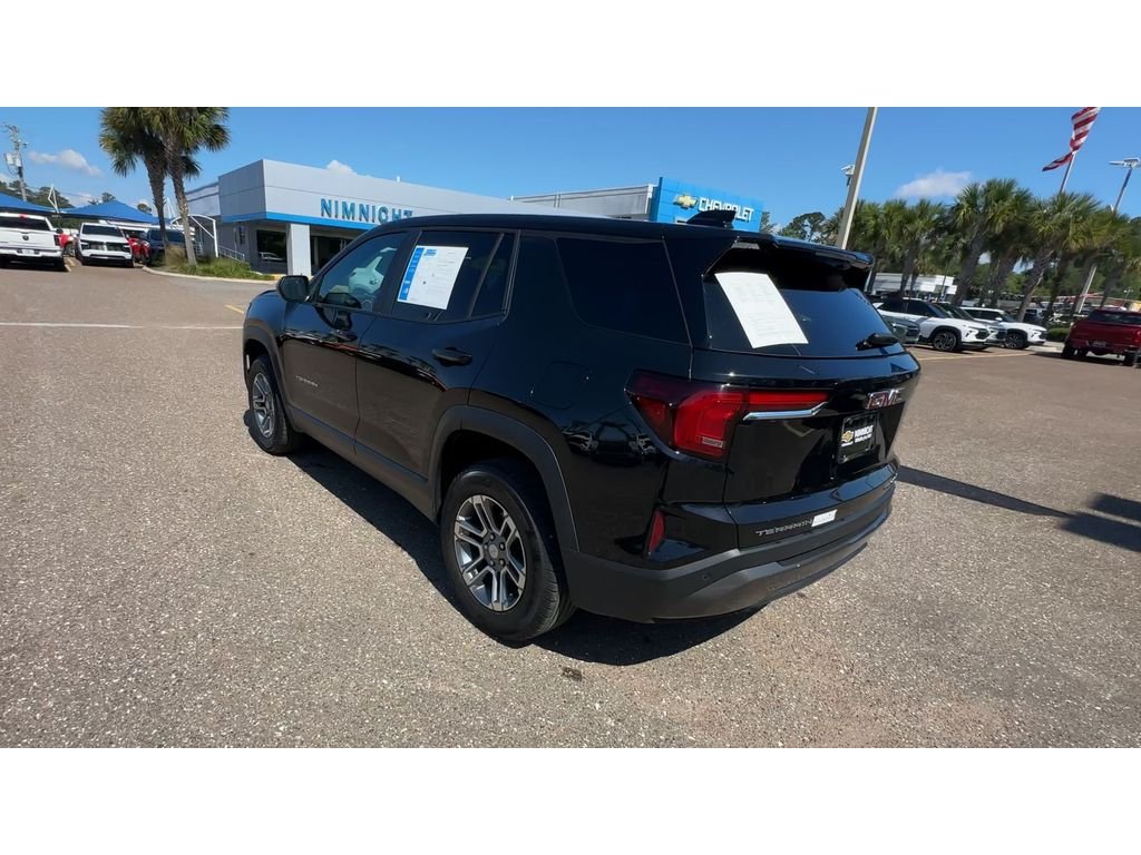 Used 2026 Ebony Twilight Metallic GMC Elevation image 4