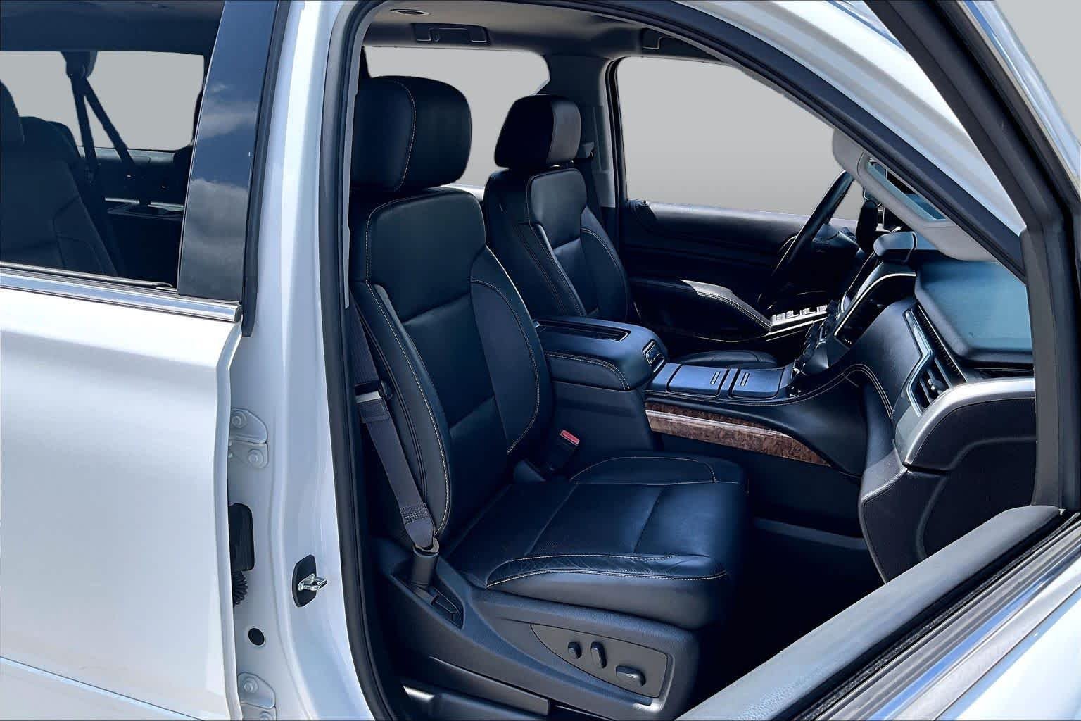 Used 2016 Summit White Chevrolet LTZ image 8