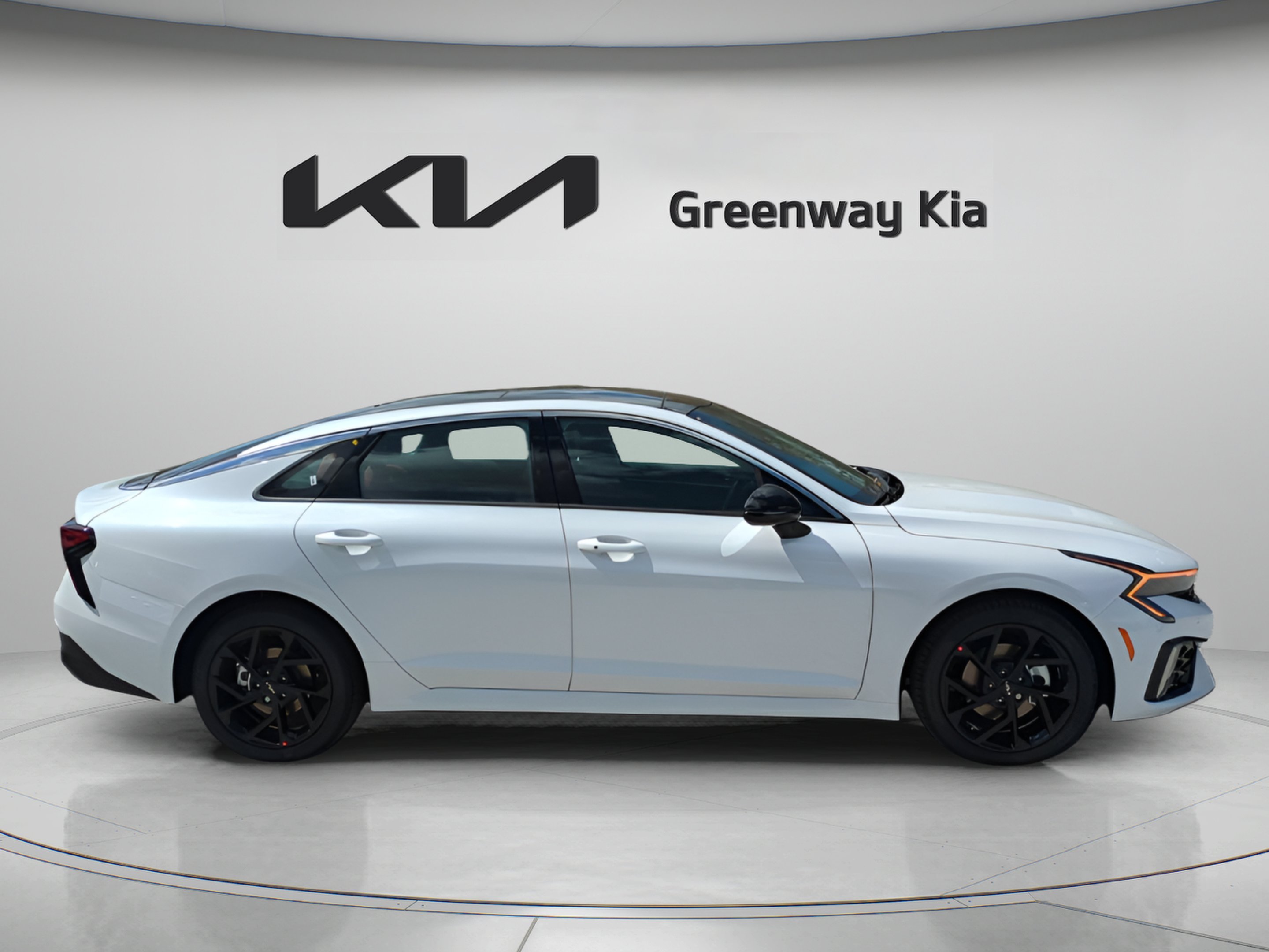 New 2026 Snow White Pearl Kia GT-Line image 5