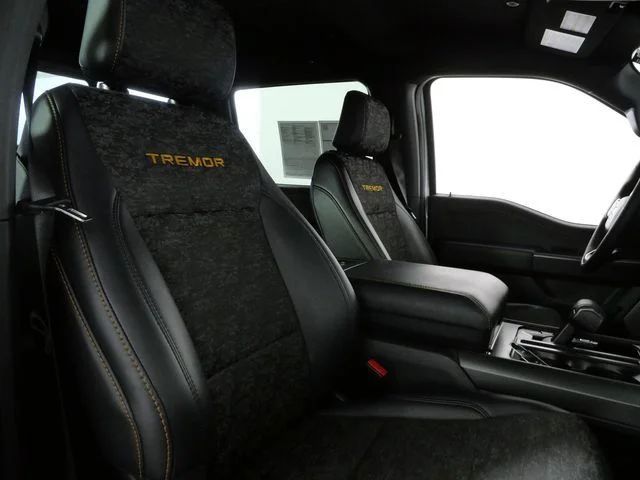 Certified Used 2025  Ford Tremor image 14