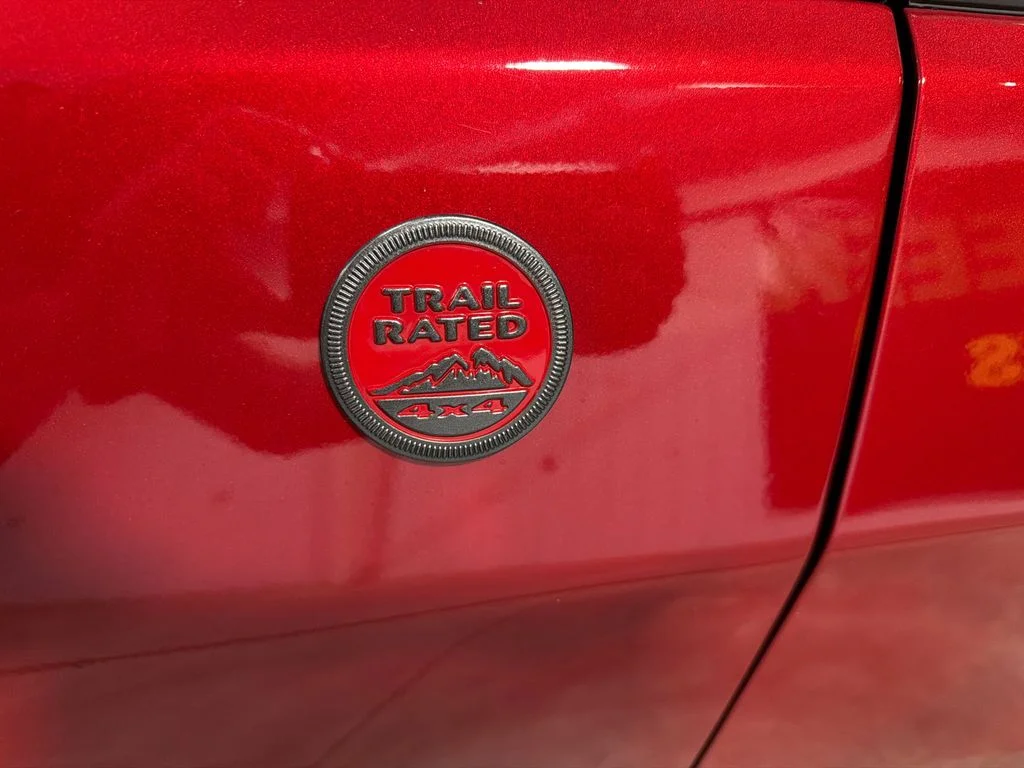 Certified Used 2025 Red Hot Pearlcoat Jeep Trailhawk image 14