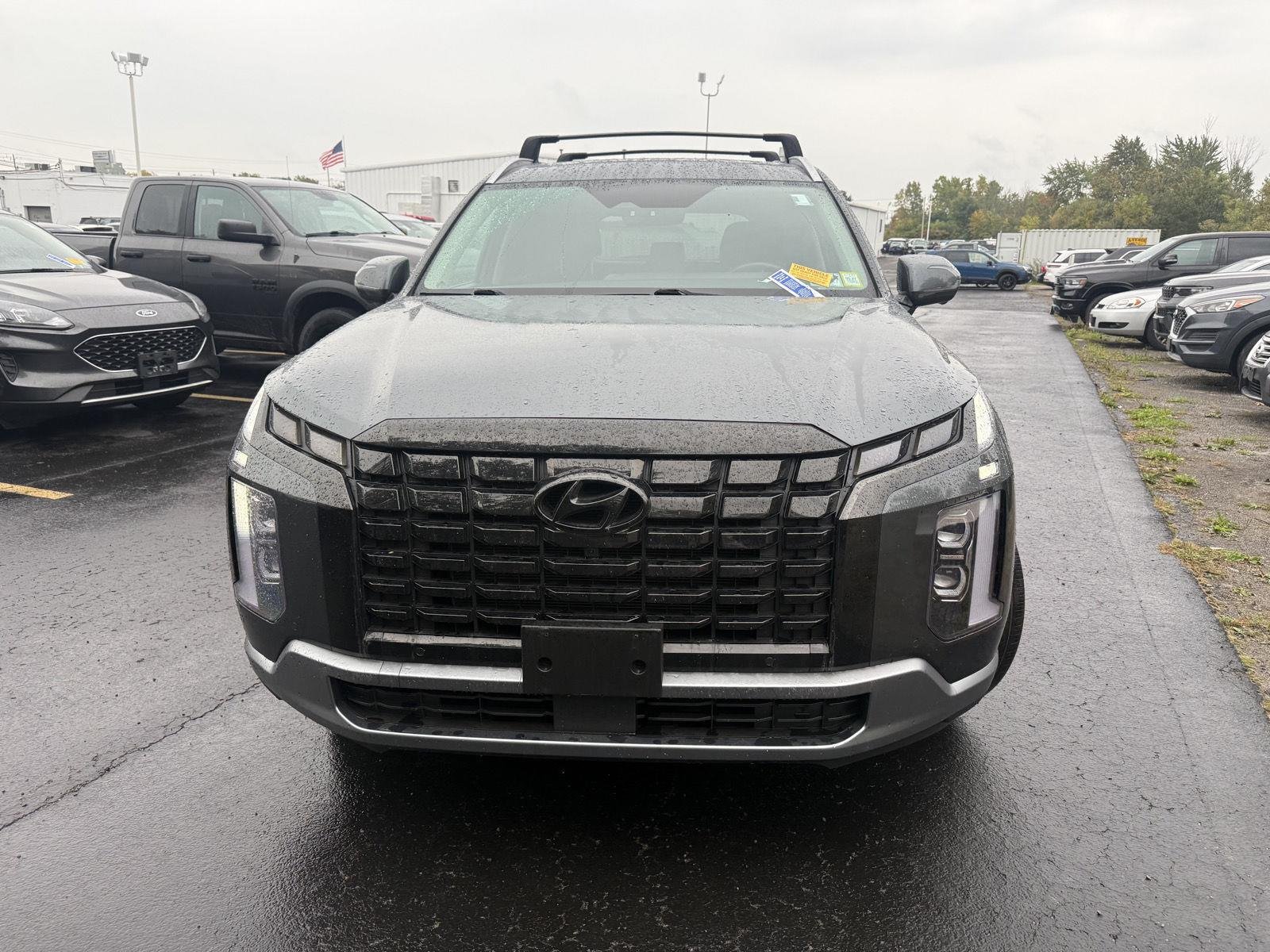 Used 2023 Steel Graphite Hyundai SEL image 7