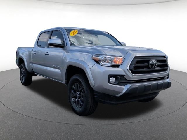 Certified Used 2022 Silver Toyota SR5 image 8