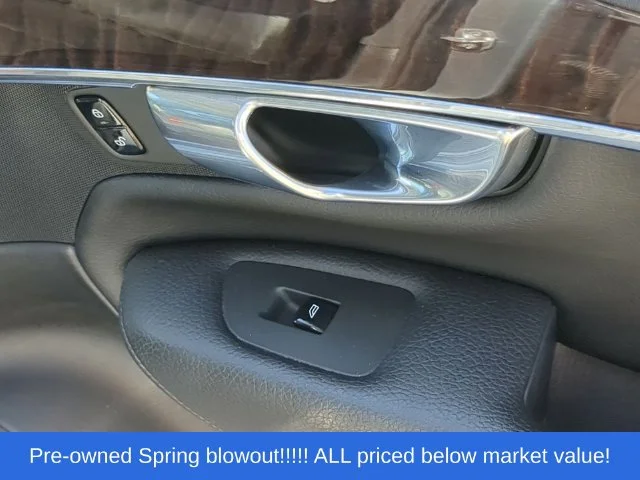 Used 2016 Gray Volvo T6 Momentum image 46