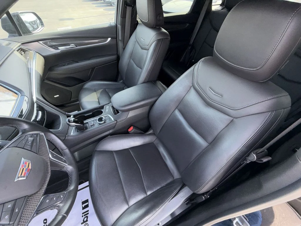 Used 2021 Black Cadillac Sport image 11