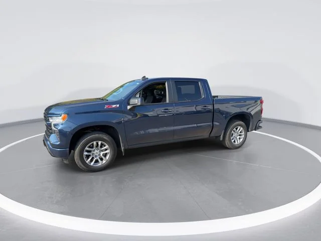 Used 2022 Blue Chevrolet RST image 4