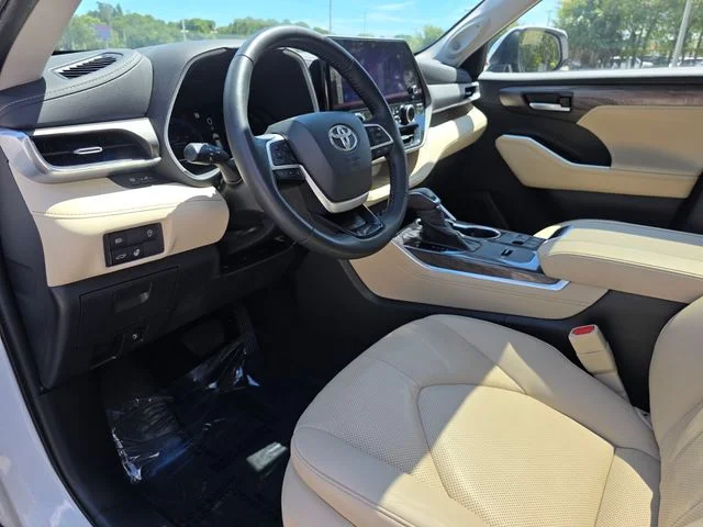Used 2023 Beige Toyota Limited image 26