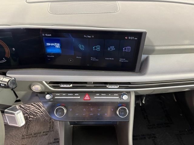 Used 2025 Red Hyundai SEL image 22
