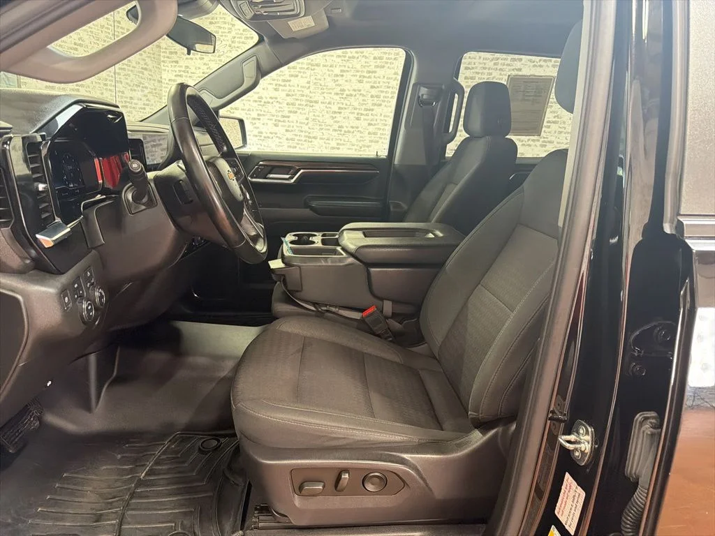 Used 2023 Black Chevrolet LT image 22
