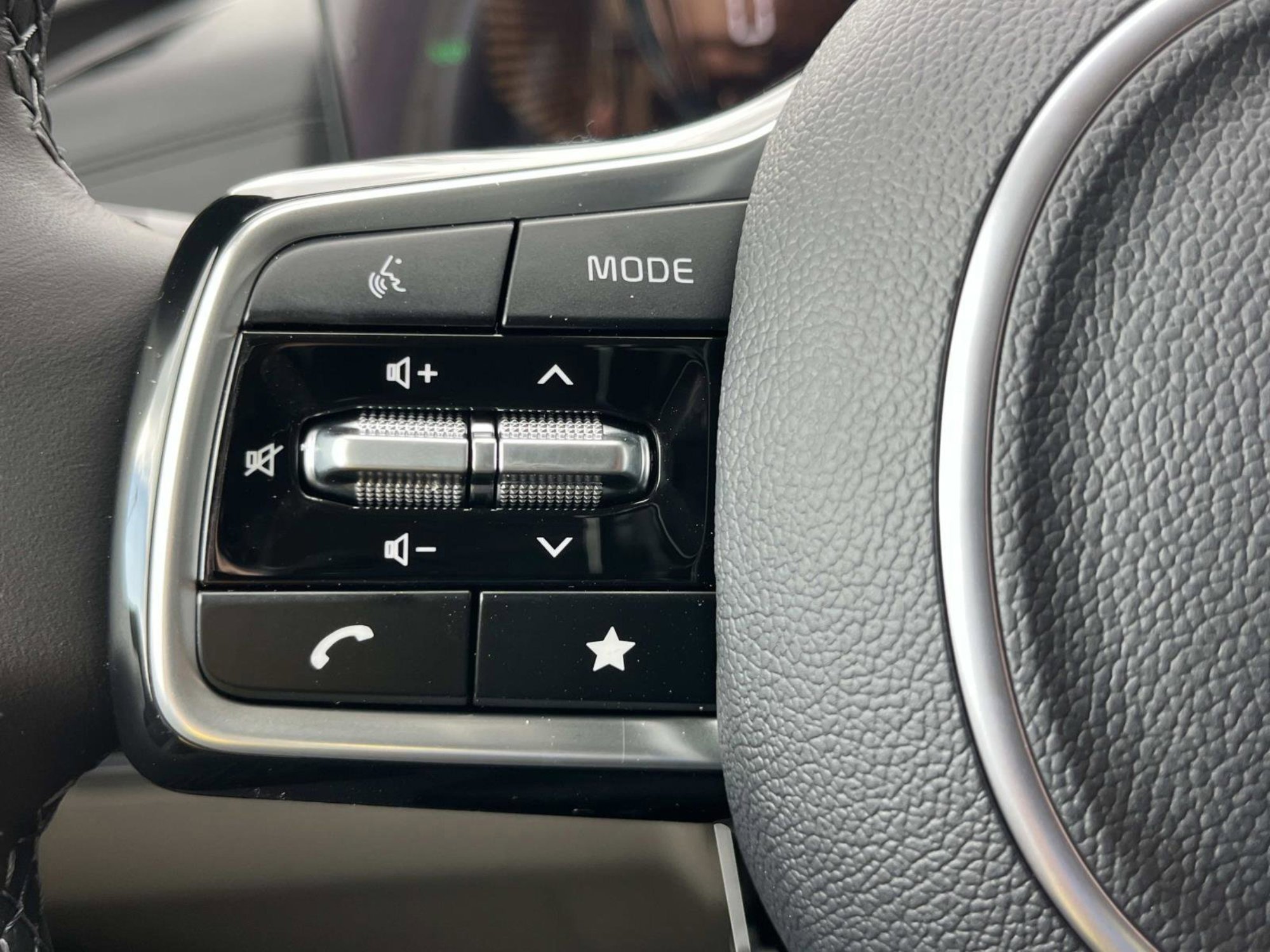 New 2026 Aurora Black Pearl Kia EX image 24