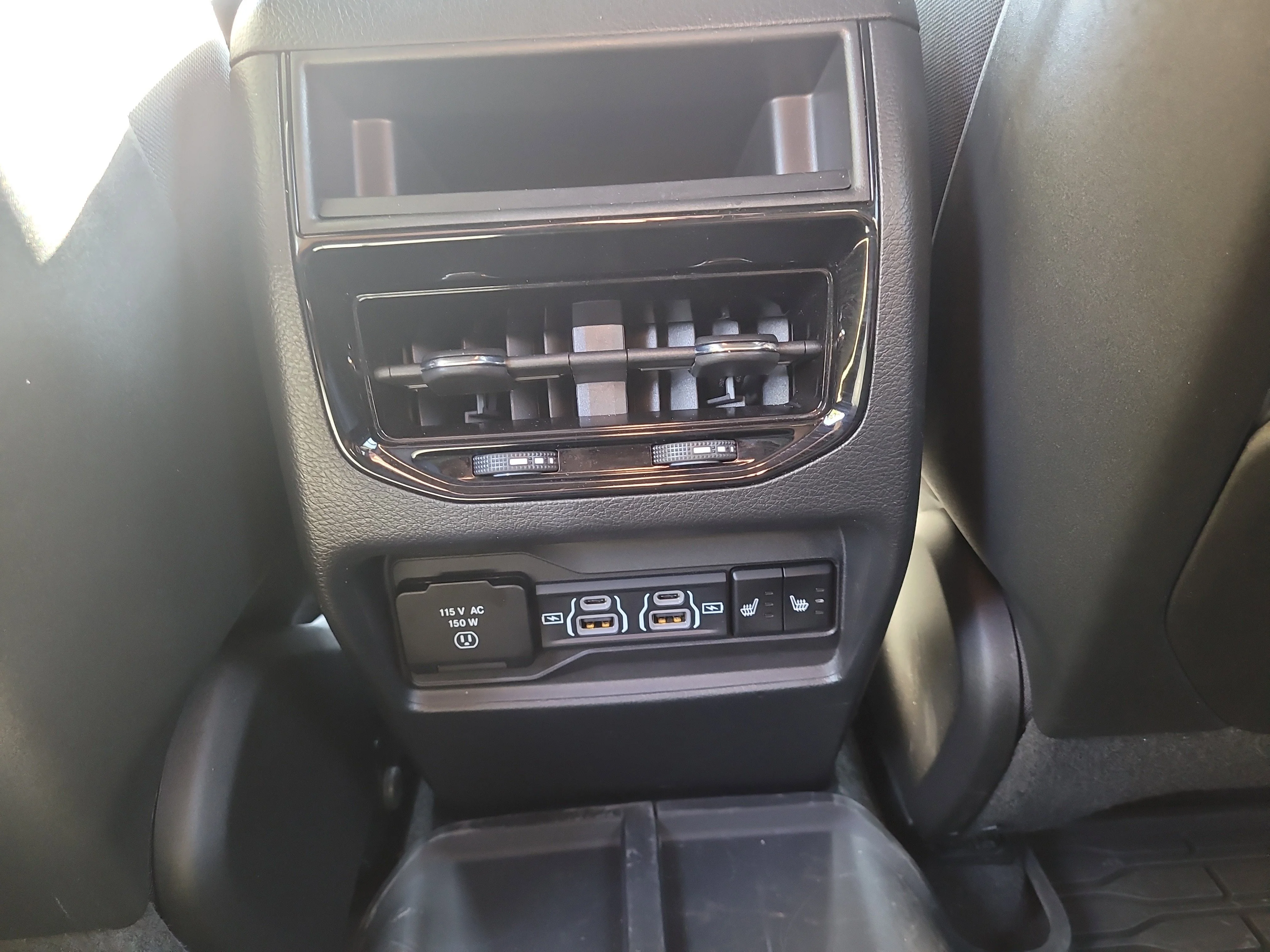 Used 2024 Bright White Clearcoat Jeep Trailhawk image 16