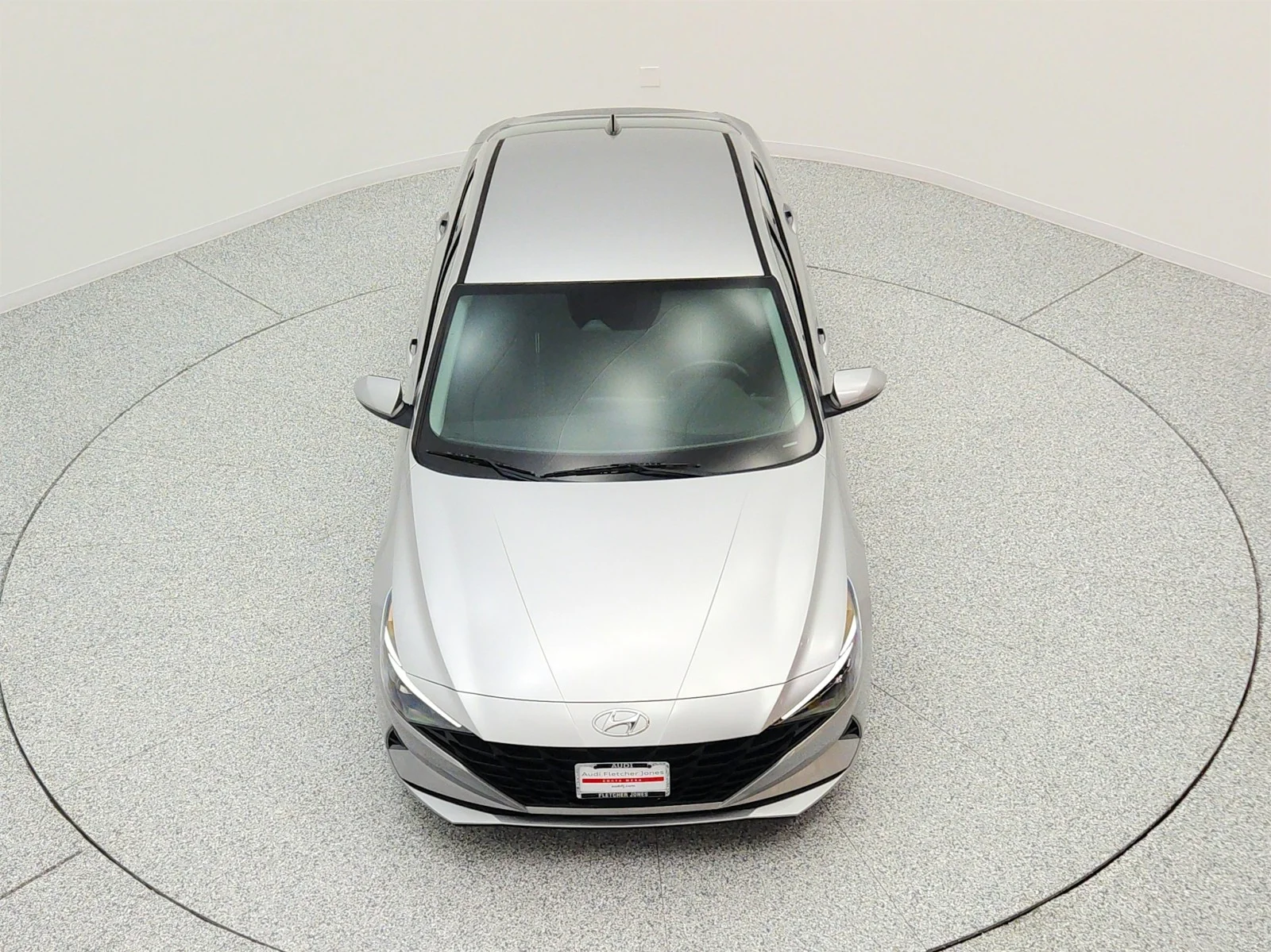 Used 2021 Shimmering Silver Pearl Hyundai SEL IVT image 23