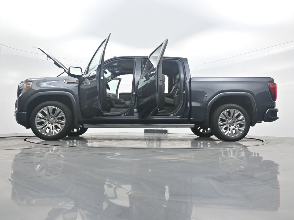 Used 2022 Blue GMC Denali image 42