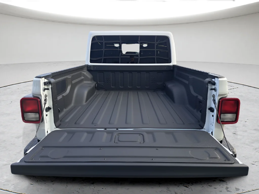 New 2026 White Jeep Sahara image 19