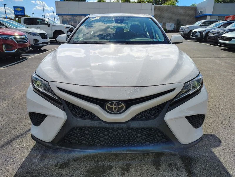 Used 2020 White Toyota SE image 2