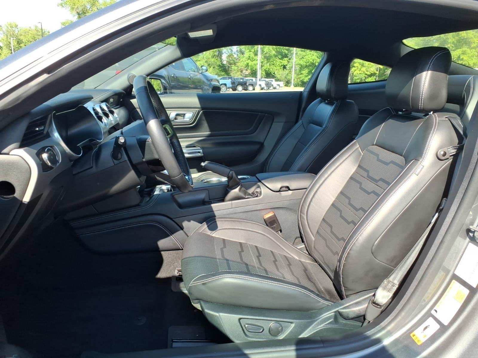 Used 2022 Carbonized Gray Metallic Ford GT Premium image 11