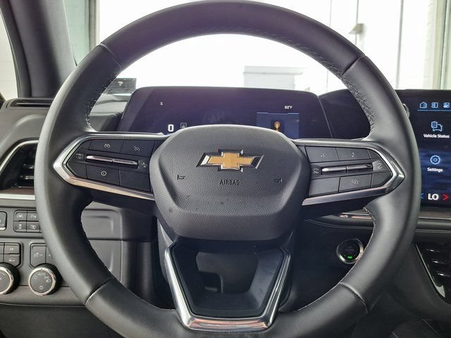 Used 2025 Black Chevrolet LT image 10