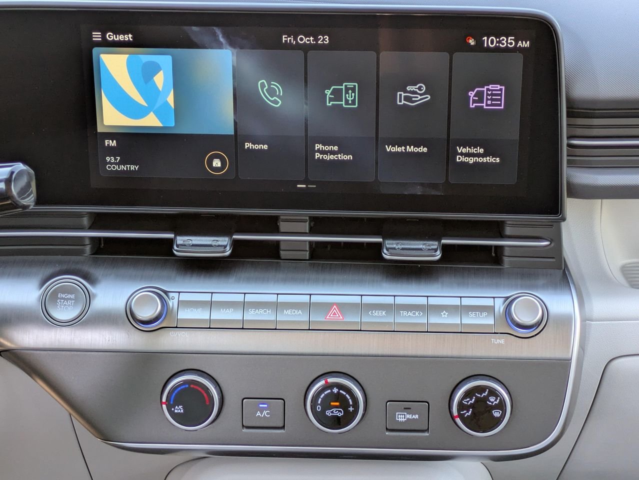 New 2027 Atlas White Hyundai SE FWD image 16