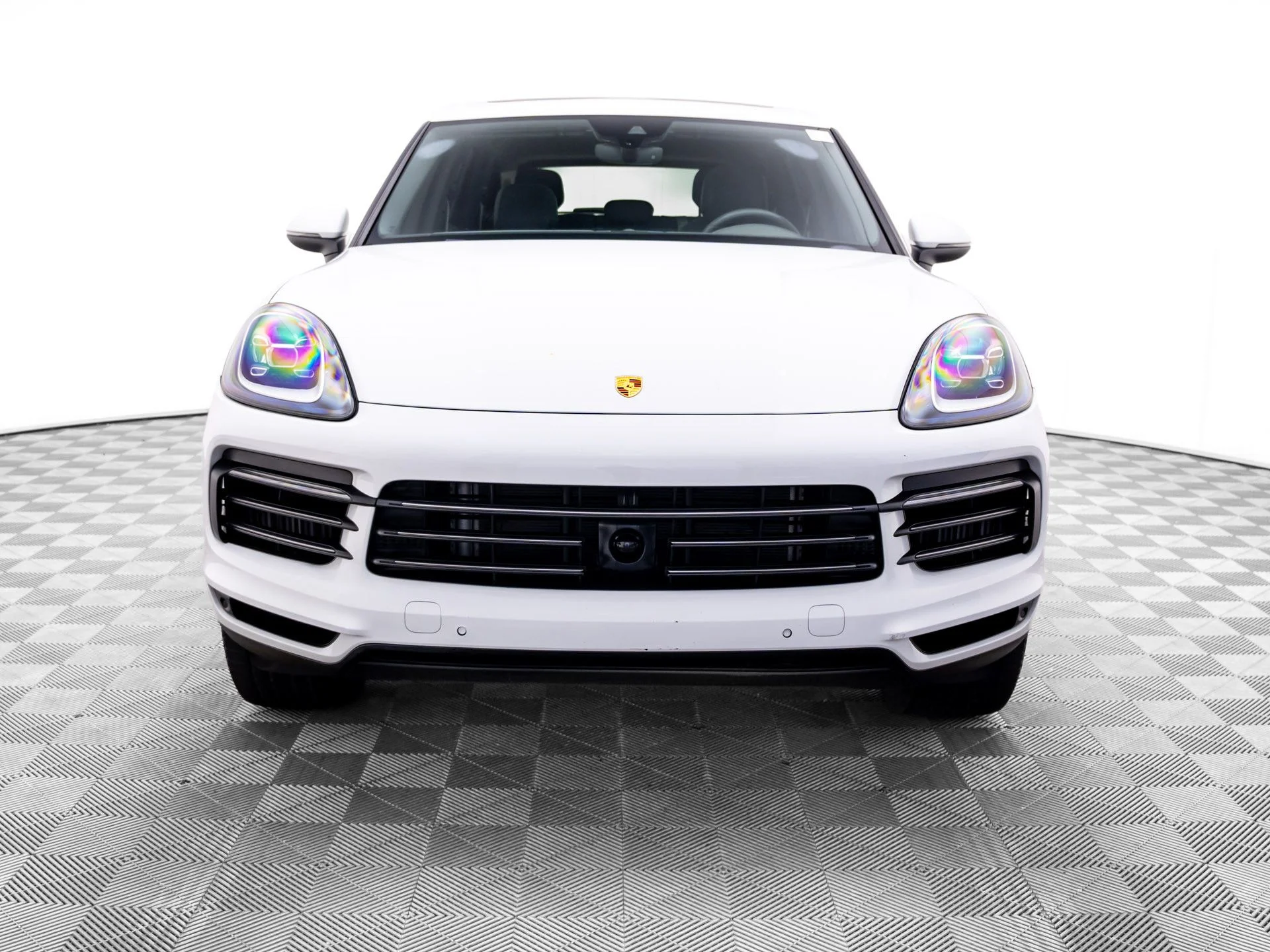 Certified Used 2023 White Porsche Platinum Edition image 9