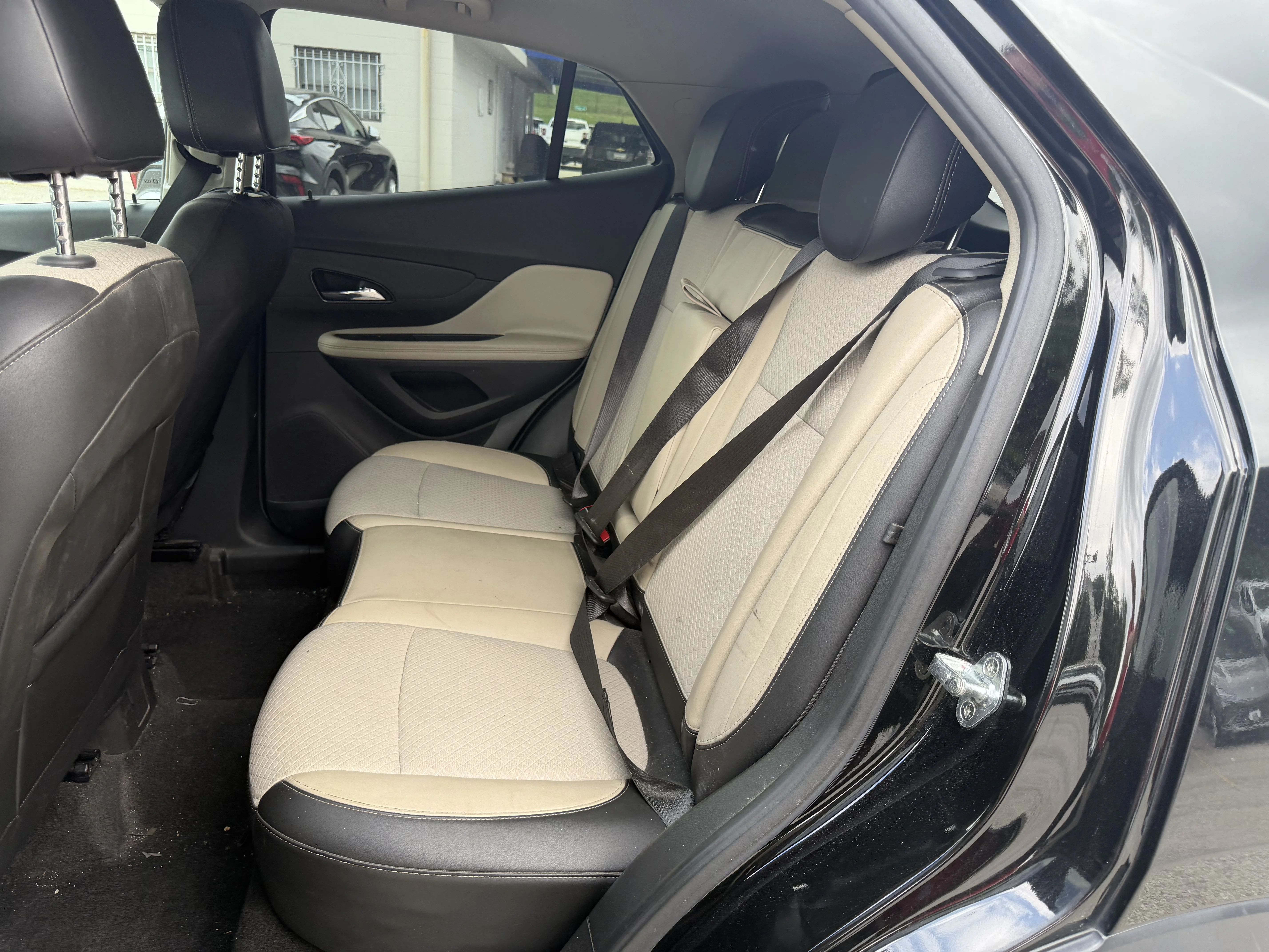Used 2019 Ebony Twilight Metallic Buick Preferred image 11